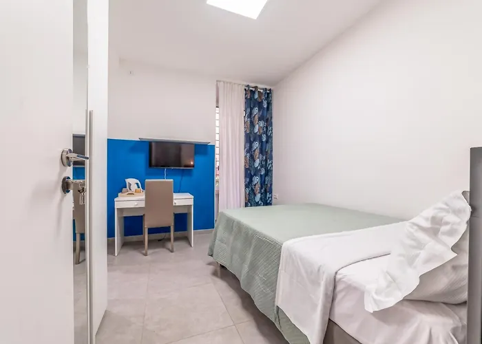 Cozy Enna - Metro Re Di Gasthuis 3*